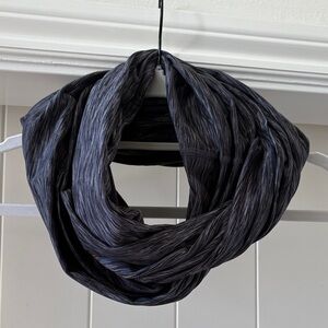 Apana Black and Gray Infinity Scarf